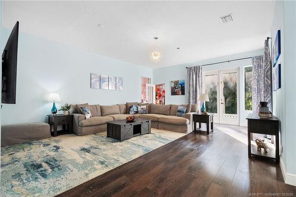 Chandelier, Interior, Living room, Wood Texture Flooring