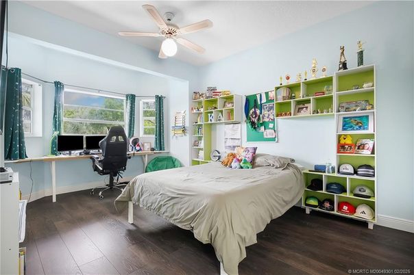 Bedroom, Home Office, Interior, Wood Texture Flooring