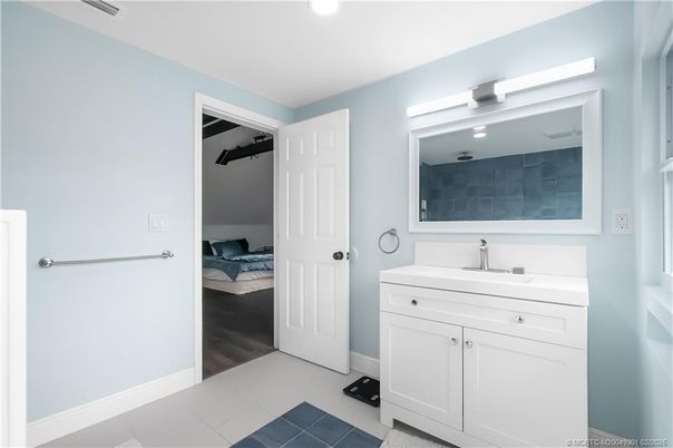 Bathroom, Bedroom, Interior, Recessed Lighting