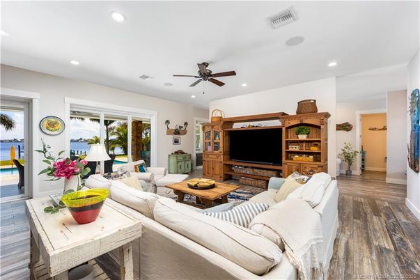 Interior, Living room, Recessed Lighting, Wood Texture Flooring