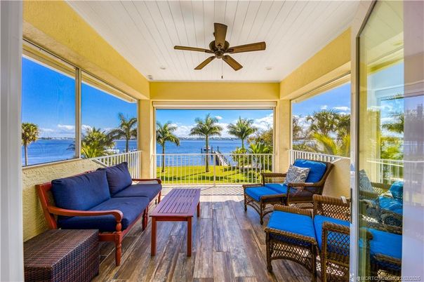 Interior, Sun Room, Water, Wood Texture Flooring