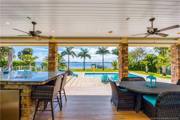 Exterior, Pool, Recessed Lighting, Water