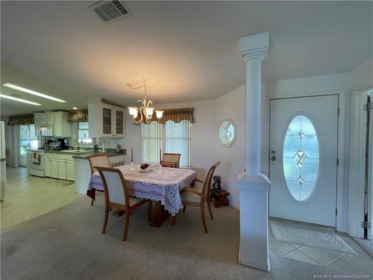 Chandelier, Dining room, Interior, Kitchen, Recessed Lighting