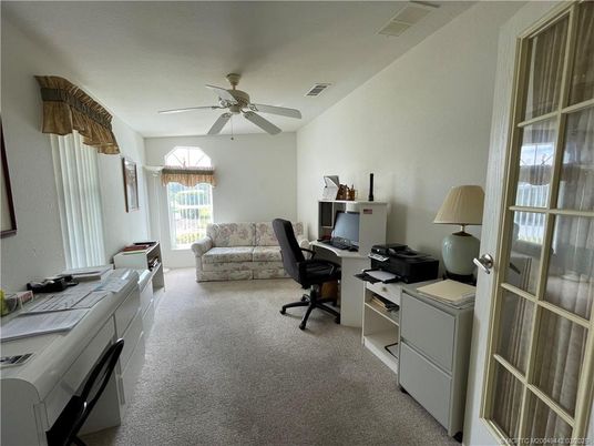 Home Office, Interior