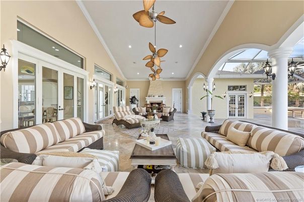 Fireplace, Interior, Living room, Recessed Lighting
