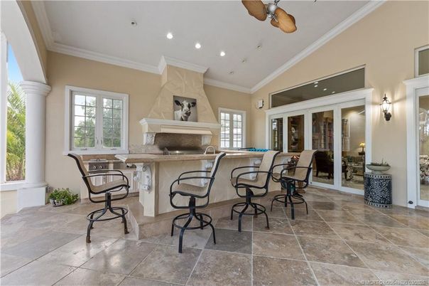 Fireplace, Interior, Recessed Lighting