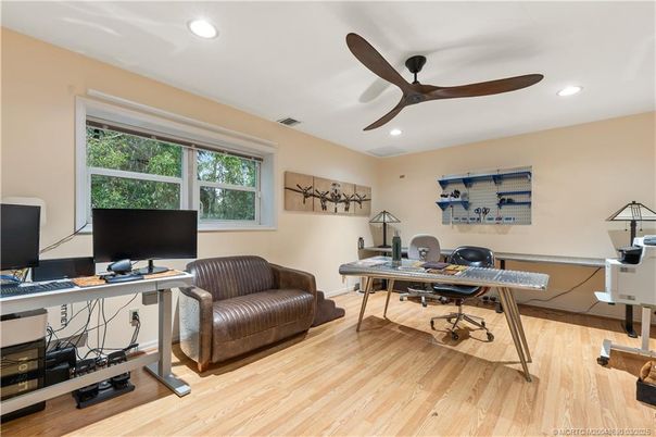 Home Office, Interior, Recessed Lighting, Wood Texture Flooring