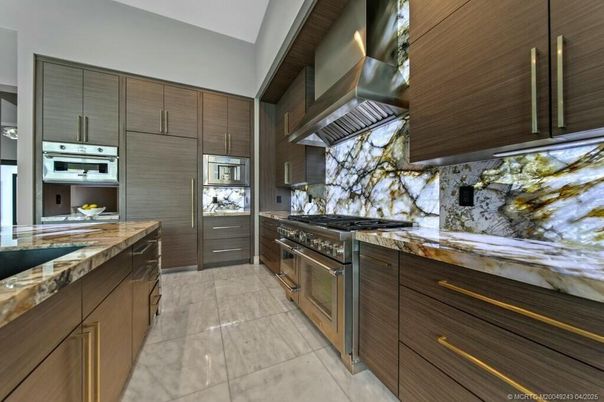 Interior, Kitchen, Stainless Steel Appliances