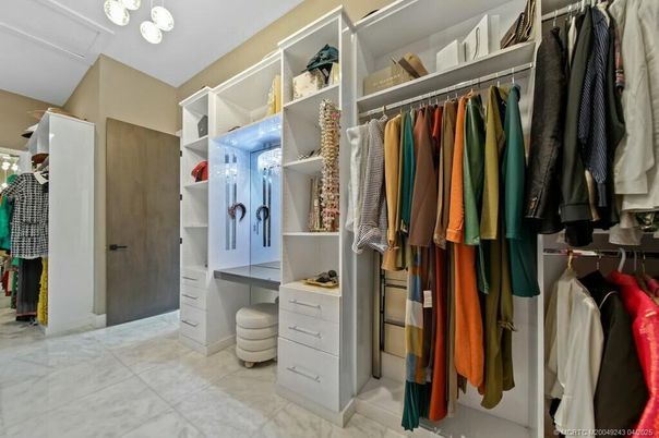 Interior, Marble, Walk-in Closets
