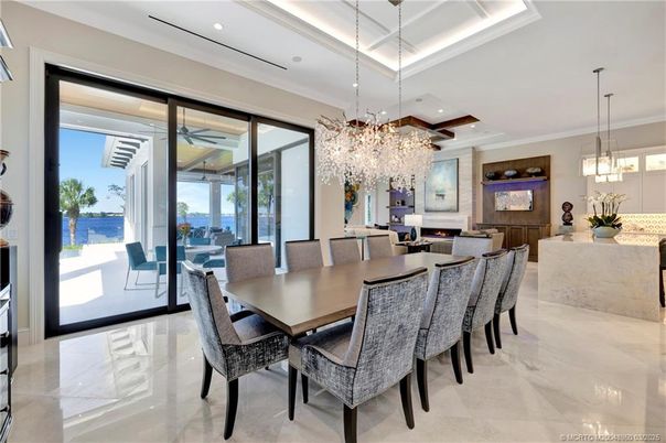 Chandelier, Dining room, Fireplace, Interior, Pendant Lights, Recessed Lighting