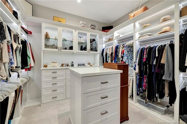 Interior, Recessed Lighting, Walk-in Closets