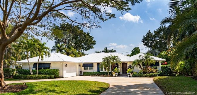 Attached, Backyard, Exterior, Facade, Ranch