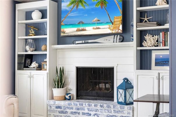 Fireplace, Interior