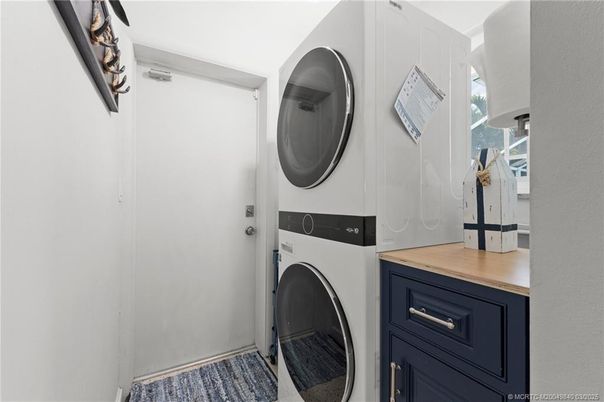 Interior, Utility Closets, Washer