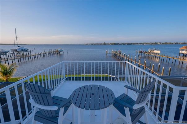 Exterior, Lake, Water