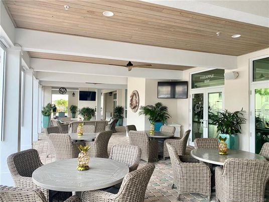 Dining room, Exterior, Recessed Lighting, Wooden Ceilings