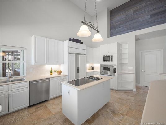 Interior, Kitchen, Pendant Lights, Stainless Steel Appliances