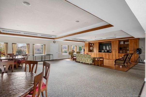 Dining room, Interior, Living room, Recessed Lighting