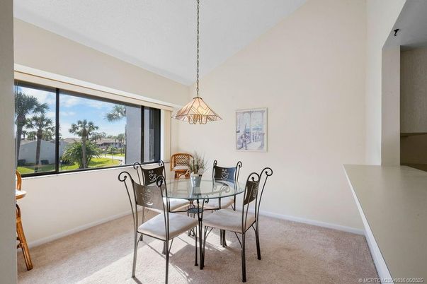 Dining room, Interior, Pendant Lights