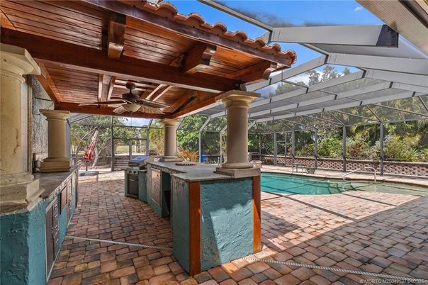 Exterior, Glass Ceilings, Pool, Sun Room