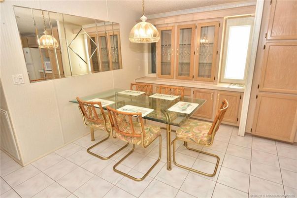 Dining room, Interior, Pendant Lights