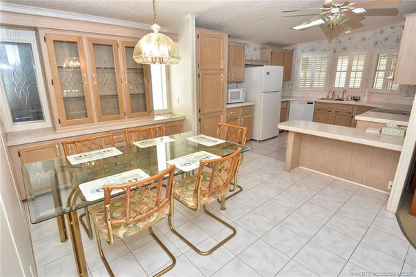 Dining room, Interior, Kitchen, Pendant Lights