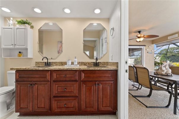 Bathroom, Dining room, Dual Sink Vanities, Interior, Recessed Lighting