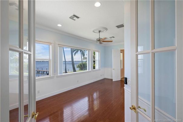 Empty room, Interior, Recessed Lighting, Water, Wood Texture Flooring