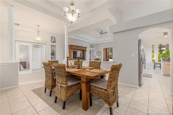 Dining room, Interior, Pendant Lights