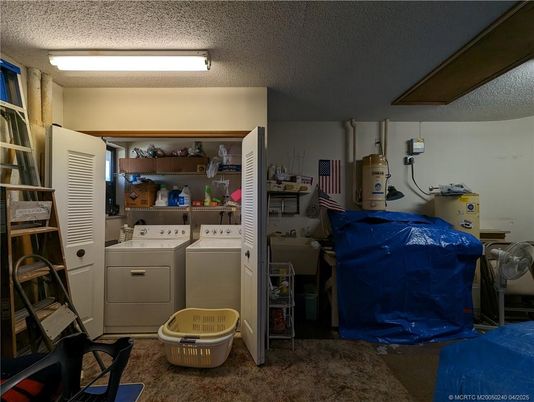 Interior, Utility Closets, Washer