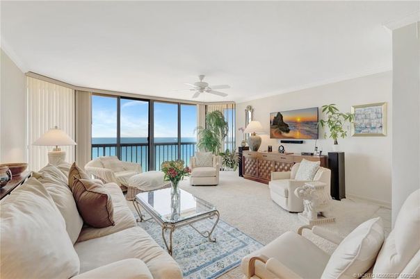 Interior, Living room, Water