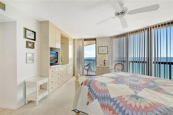 Bedroom, Interior, Water