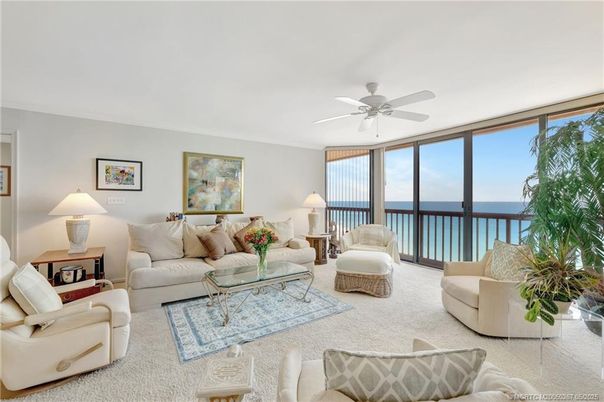 Interior, Living room, Water