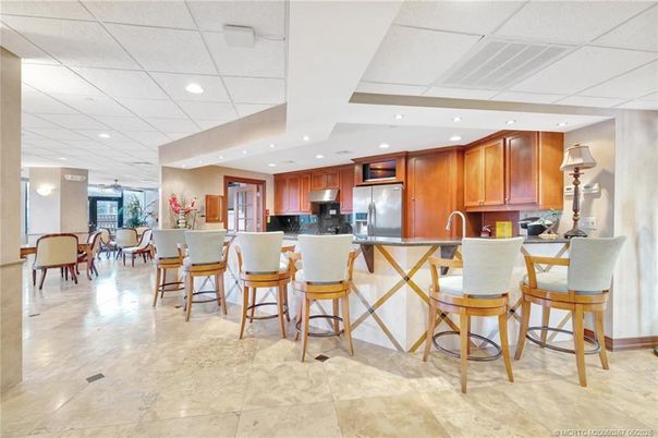 Dining room, Interior, Kitchen, Recessed Lighting, Stainless Steel Appliances