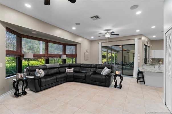 Interior, Kitchen, Living room, Recessed Lighting