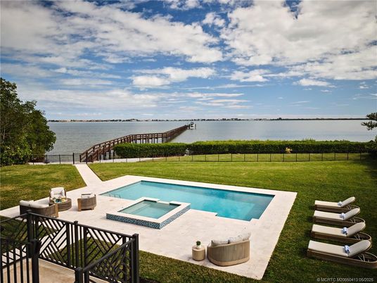 Exterior, Lake, Pool, Water