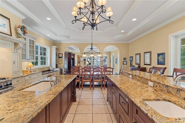 Chandelier, Dining room, Interior, Pendant Lights, Recessed Lighting