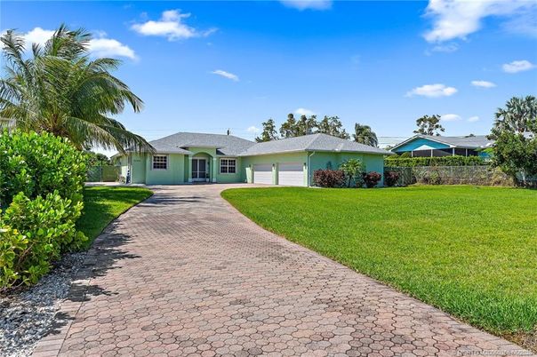 Attached, Backyard, Exterior, Facade, Ranch