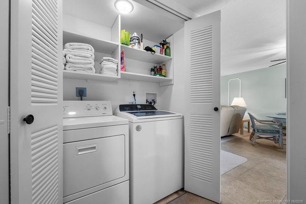 Interior, Utility Closets, Washer