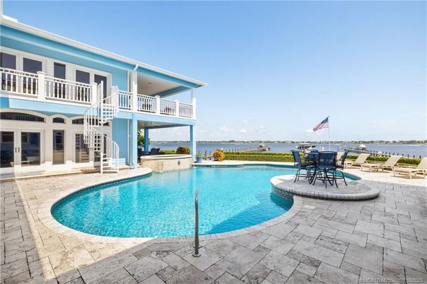 Exterior, Pool, Water