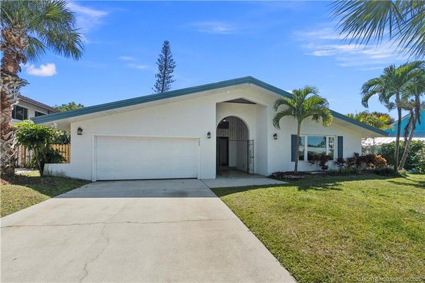 Attached, Backyard, Exterior, Facade, Ranch