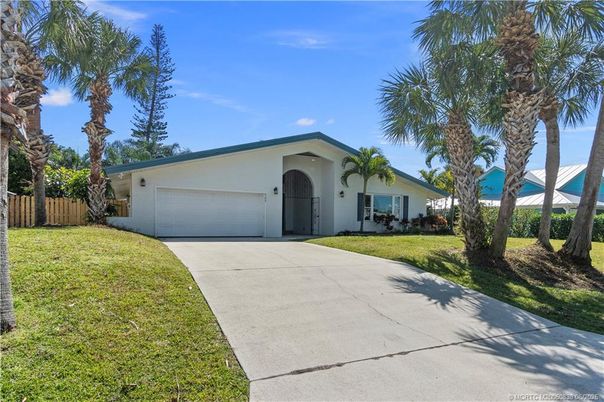 Attached, Backyard, Exterior, Facade, Ranch