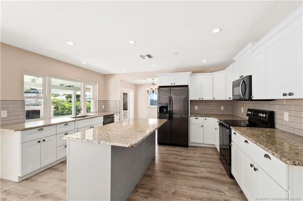 Interior, Kitchen, Pendant Lights, Recessed Lighting, Wood Texture Flooring