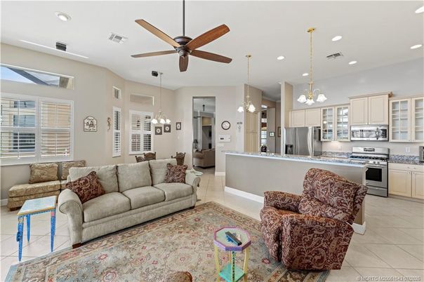 Interior, Kitchen, Living room, Pendant Lights, Recessed Lighting, Stainless Steel Appliances