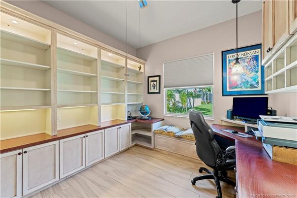 Home Office, Interior, Pendant Lights, Recessed Lighting, Wood Texture Flooring