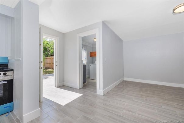 Empty room, Interior, Kitchen, Wood Texture Flooring