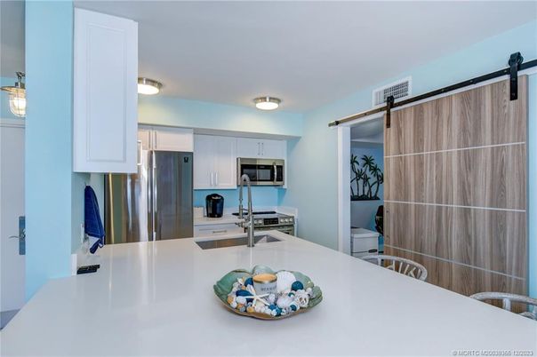 Interior, Kitchen, Stainless Steel Appliances