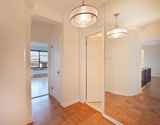 Interior, Pendant Lights, Wood Texture Flooring