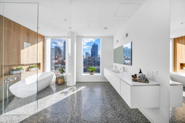 Bathroom, Free Standing Baths, Interior, Recessed Lighting