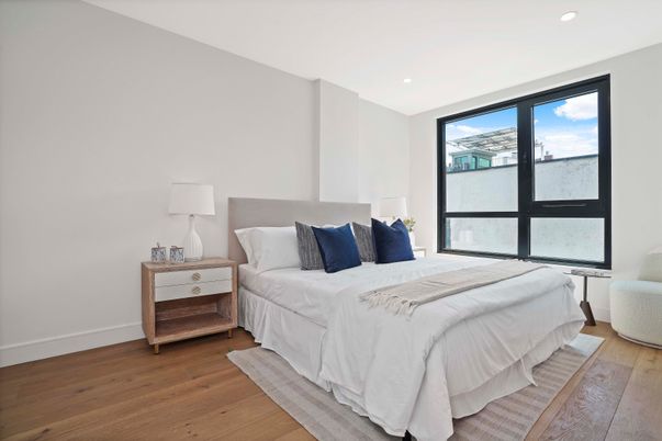 Bedroom, Interior, Recessed Lighting, Water, Wood Texture Flooring